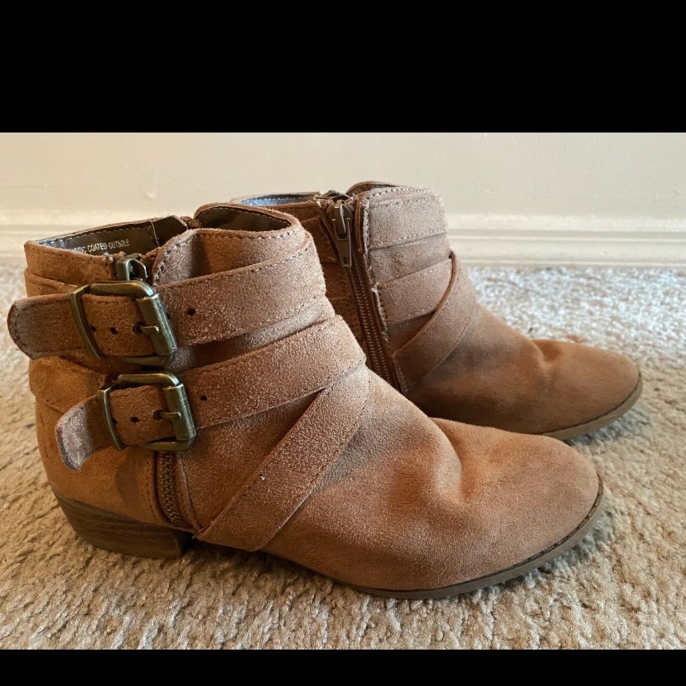 Steve Madden booties
